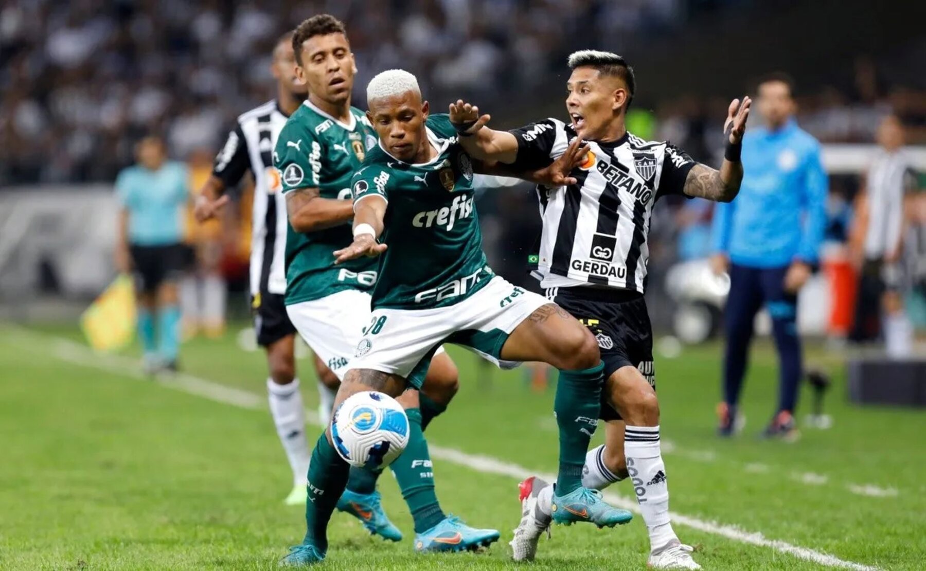 Soi kèo Atletico Mineiro vs Palmeiras, 7h45 ngày 29/9 dự đoán VĐQG Brazil