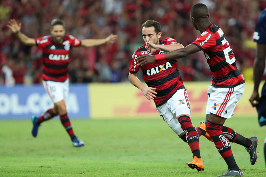 Soi kèo Flamengo vs Velez Sarsfield