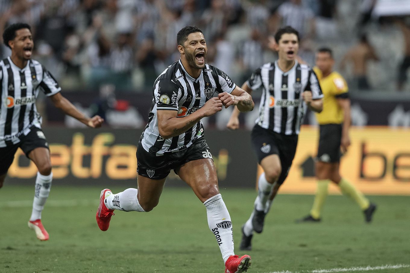 Soi kèo Santos vs Atletico Mineiro