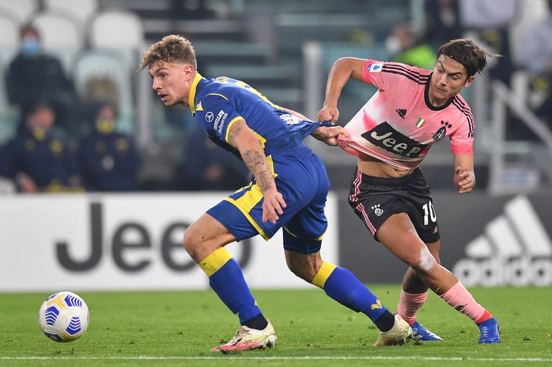 Soi kèo Verona vs Juventus