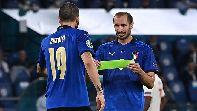 Soi kèo Thẻ Phạt Italia vs Tây Ban Nha