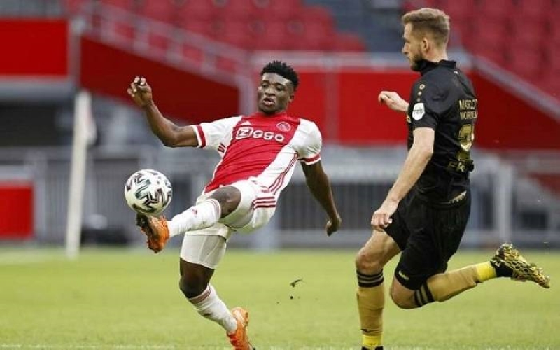 Soi kèo Ajax vs Willem