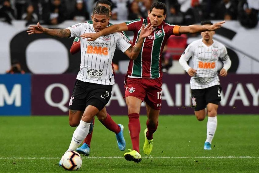 Soi kèo Corinthians vs Fluminense